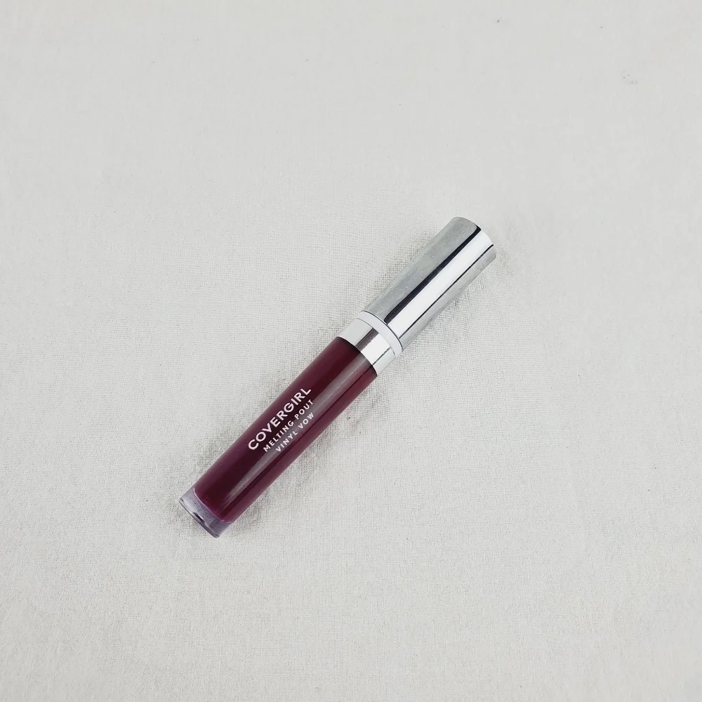 Covergirl melting pout Vinyl Vow Lip Gloss